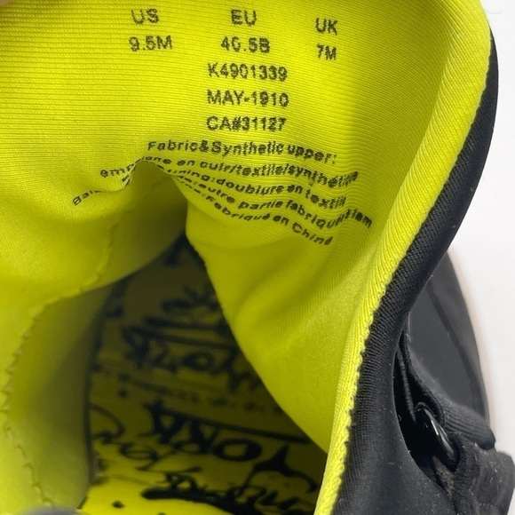 From DKNY, the Cosmos Logo‎ 3” Hidden Wedge Sneaker Slip On street style Sz 9.5M - Picture 9 of 15